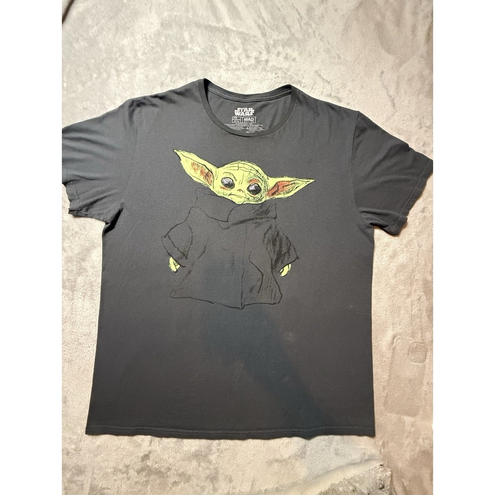 MAD Engine Star Wars The Mandalorian Grogu The Man Gray T-Shirt XL